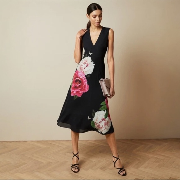 Ted Baker London Dresses & Skirts - Ted Baker Ulna Magnificent Midi Dress Ted Size 4/US Size 10 Black Vibrant Floral